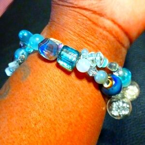 🎉🌍☁️Blue Aurora Braclet